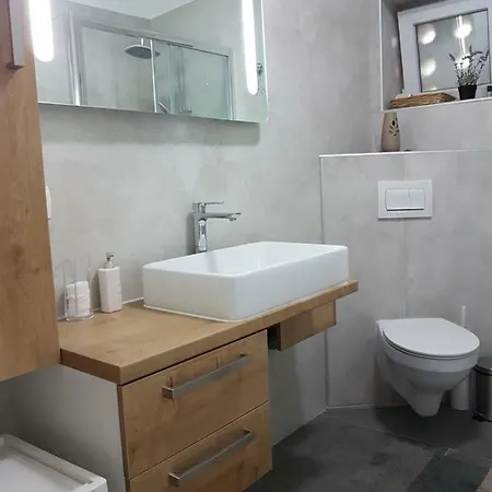 아파트 Monica 오파티아